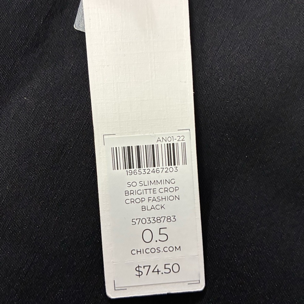 Chicos so slimming Brigitte slim leg pull on pants Women’s Size 6 NWT - Picture 4 of 6